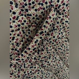 J Crew Mercantile size M, floral vest. Nice detail trim. Transition piece